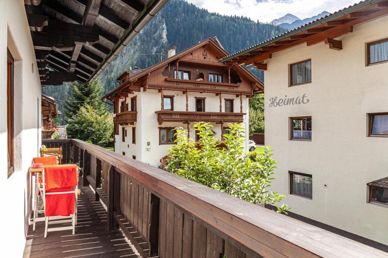 Ferienwohnung Galerie Kaiser Mayrhofen Exterior photo
